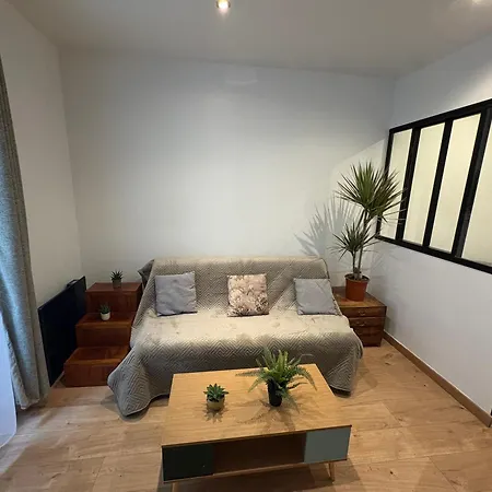 200m Tour Eiffel Appartement *